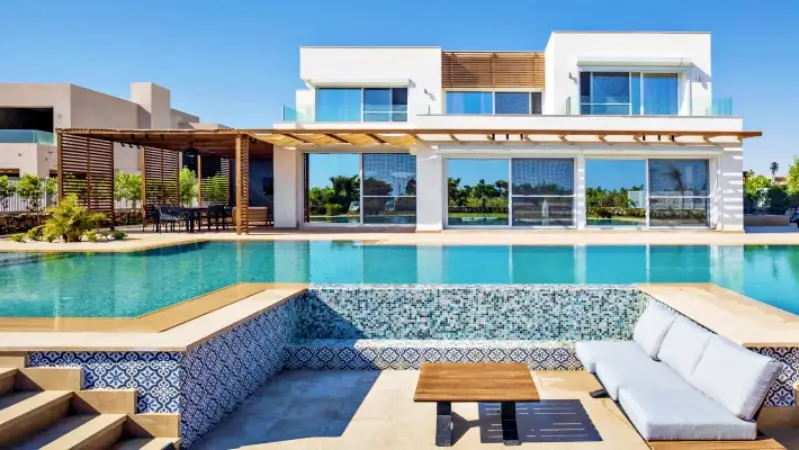 قرية هاسيندا ووترز الساحل الشمالي hacienda waters north coast من بالم هيلز اسعار و تفاصيل